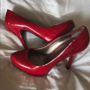 Hot red heels